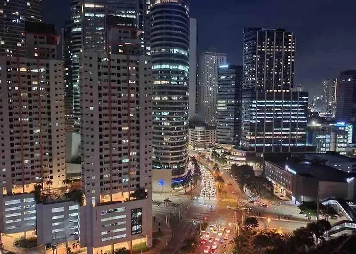 Staycation By Ness In Ayala Makati