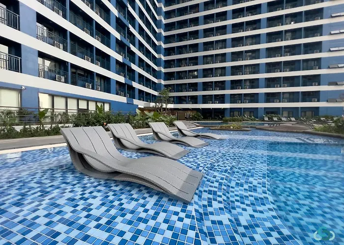 Staycation By Ness In Ayala Makati *